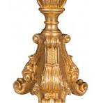 CANDELABRO DE MADERA CON ACABADO EN PAN DE ORO ANTIGUO HECHO EN ITALIA