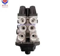 Multi Circuit Protection Valve 9347050050 for Truck and Bus Air Dryer