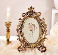 1pc Vintage Oval Photo Frame with Vertical Orientation & Lace - Elegant European Resin Picture Frame Suitable for Photos, Table Decor, Desk Display, D