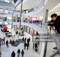 3,536 U S Shopping Mall Stock Photos, High-Res Pictures, and ...