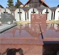 Imperial Red Granite Family Monument from Slovakia - StoneContact.com
