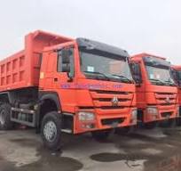 Used HOWO Euro IV 375HP Dump Truck 8X4 Price