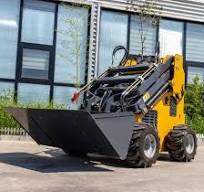 Versatile Light Duty Skid Steer Loader with 700kg Capacity