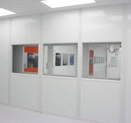 Cleanroom Design: Post-and-Panel vs. Seamless Cleanroom Wall ...