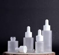 Cylindrical Glass Bottle | Cosmetic Product Packaging ...