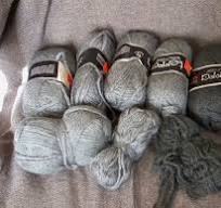 12 Oz. (342 Grams) Dark Grey and Silver Grey Spinnerin Terra ...