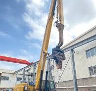 13.5-Meter Long 45-50ton Excavator Pile Driving Arm Has a Pile Driving  Depth of 6-9-Meter for Cat330