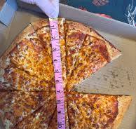 My 15 inch pizza measured in at 13 inches : r/mildlyinfuriating
