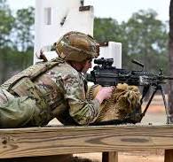 DVIDS - Images - Combat medics use the M249 light machine ...