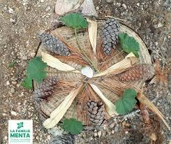 Juegos con elementos naturales al aire libre | Mamá y 1000 cosas más