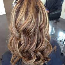 Schokolade Braune Haare Mit Blonden Strahnen Braune Haare Blond Braune Strahnen Blonde Strahnen