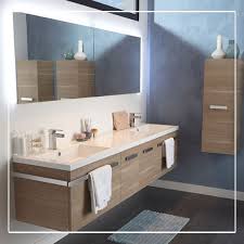 Un Grand Meuble De Salle De Bain Belice Cree Une Ambiance Zen Et Naturelle Dans La Piece Meuble Salle De Bain Decoration Salle De Bain Meuble De Salle De Bain