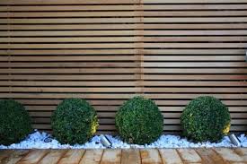 95 Idees Pour La Cloture De Jardin Palissade Brise Vue Et Mur Separation Jardin Cloture Jardin Et Palissade Jardin