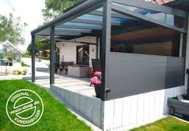 Ein Alu Terrassendach Der Marke Rexopremium 4 75m X 3 5m In Anthrazit Mit Transparenten Stegplatten Makrolon U Terassenideen Uberdachung Terrasse Terrassendach