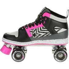 Epingle Sur Patin A Roulettes