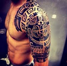 Schon Vor Tausenden Von Jahren Schmuckten Sich Die Urvolker Der Welt Mit Tribal Tattoos Untersch Polynesisches Tattoo Stammestattoo Designs Coole Armtattoos