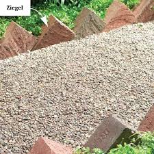 Gartenweg Gunstig Anlegen Mit Preiswerten Materialien In 2020 Gartenweg Beetumrandungen Garten
