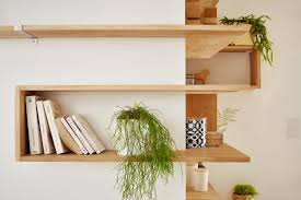 Etageres Murales Le Rangement Tendance Etagere Murale Bois Etagere Murale Angle Parement Mural