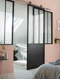 Pour Creer Une Separation Entre Deux Pieces Sans Perdre En Luminosite Et Gagner En Style Installez Un Porte Coulissante Atelier Porte Coulissante Maison Etage