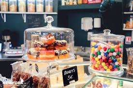 Rachel S Grocery 20 Rue Du Pont Aux Choux 75003 Paris Ouvert Du Lundi Au Dimanche De 10h A 22h M 8 Sortie Filles Sortie Filles Filles Du Calvaire Donut