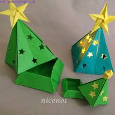 Origami Weihnachtsbaum Box Origami Weihnachtsbaum Box Falten Weihnachten Mit Bildern Weihnachten Basteln Origami Basteln Weihnachten