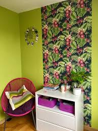 Mon Beau Bureau Peinture Vert Bambou Et Papier Peint Tropical Fever De Chez Castorama Papier Peint Papier Peint Tropical Papier Peint Vinyle