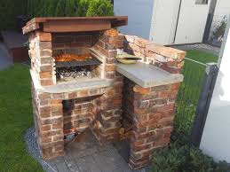 Fertig Der Grill Fast Grill Selber Bauen Grill Bauen Outdoor Grill Kuche
