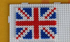 Drapeau Grande Bretagne Perles Hama En Porte Clef Pour Thelma Perles Hama Billes A Fusibles Motifs Perles Hama