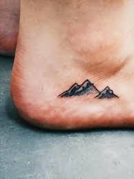 Das Sind Die Coolsten Vorlagen Fur Kleine Tattoos Kleine Tattoos Kleine Tattoo Ideen Tattoo Ideen