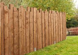 Les Panneaux Et Claustras Pour Agencer Delimiter Ou Cloisonner Votre Jardin 26 06 2013 Dkomais Cloture Jardin Bois Amenagement Jardin Barriere Bois Jardin