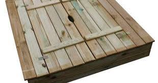 Pin By Nathalie Blais On Carres De Sable Backyard Trampoline Trampoline Rectangular Trampoline