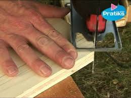 Brico Deco Comment Utiliser Une Scie Sauteuse Bricolage Facile Tuto Bricolage Scie Sauteuse