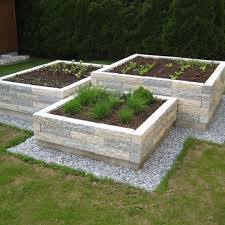 Hochbeet Naturstein In 2020 Landscaping With Rocks Backyard Garden Raised Garden