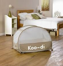 Le Lit Pliant De Bebe En Voyage Accessoire Indispensable Blog Voyages Et Enfants