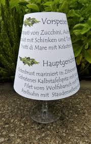 Lampenschirmchen Fur Die Weinglaser Als Menukarte Von Zuckerbohnen De Hochzeit Weinglaser Entenbrust Gebraten Hochzeit