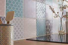Carrelage Mural Comment Poser Des Carreaux Sans Colle Ni Poussiere I Maison Creative Carrelage Mural Cuisine Carrelage Mural Carrelage Credence Cuisine