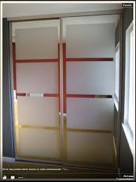 10 Easy And Diyable Closet Door Ideas Portes De Placard En Verre Relooking De Porte Et Porte Diy