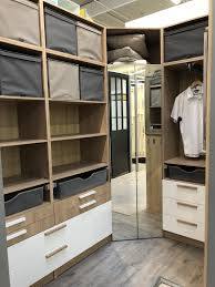 Dressing Angle Blanc Et Bois Spaceo Dressing Chambre Dressing Angle Dressing Blanc