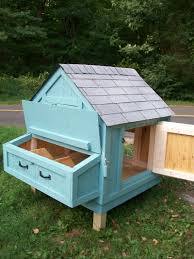 Chicken Coop Simple And Easy To Clean And Off The Ground Love It Petits Poulaillers Poulailler Poulailler Diy