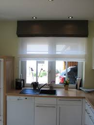 Raffrollos Ihre Moderne Fensterdekoration Raffrollos Fensterdekoration Gardinen Kuche