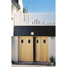 Porte De Garage A La Francaise Primo Avec Hublot Sapin 200 X 240cm Materiaux Menuiserie Bois Travaux Amenagement Magasin Le Porte Garage Portes Garage
