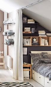 Dachschragen Gestalten Mit Diesen 6 Tipps Richtet Ihr Euer Schlafzimmer Perfekt Ein Schlafzimmer Design Dachschrage Gestalten Zimmer