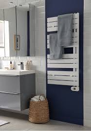 Le Seche Serviette Qui S Integre A Merveille A La Decoration D Une Salle De Bains Castorama In Seche Serviette Seche Serviette Electrique Meuble Sous Vasque