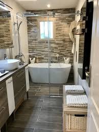 Bathroom Baignoire Ilot Sol Doucheal Italienne Mur Parement Briquettes Douche Pa Amenagement Salle De Bain Salle De Bains Minimaliste Agencement Salle De Bain