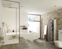 Les Plaquettes De Parement Donnent Du Style A La Salle De Bains Salle De Bain Blanche Decoration Salle De Bain Et Salle De Bain