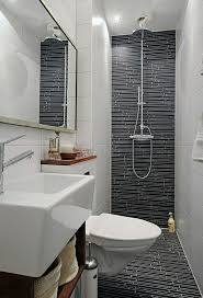 Fliesen Fur Kleines Bad Gross Klein Mittelgross Welche Auszuwahlen Kleine Badezimmer Design Gaste Wc Gestalten Kleine Badezimmer