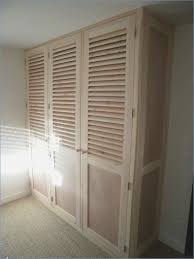 Resultat De Recherche D Images Pour Porte De Placard Mi Persiennee Porte Placard Placard Maison