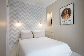 Deco Chambre Blanche Idees Pour La Rechauffer Deco Chambre Blanche Deco Chambre Et Tete De Lit Papier Peint