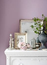 45 Idees Magnifiques Pour L Interieur Avec La Couleur Parme Archzine Fr Chambre Mauve Murs Lavande Idee Couleur Chambre