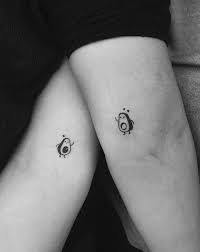 Die 17 Besten Paar Freundinnen Oder Schwestern Tattoos Schwester Tattoos Freundin Tattoos Schwestern Tattoo